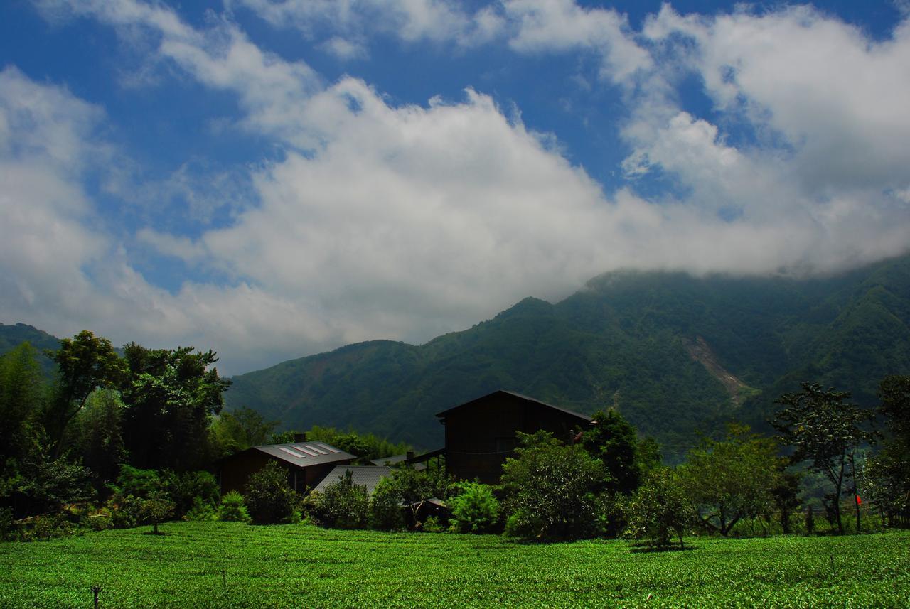 Walk Cloud Bed And Breakfast Meishan Exterior photo